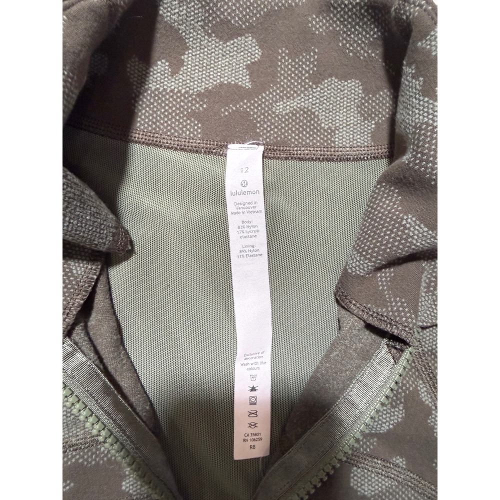 Lululemon Define Jacket Heritage Camo Olive Green Twill Women's 12 #109 - Picture 11 of 16
